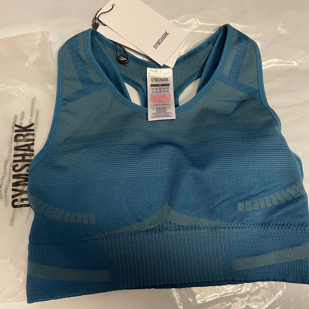 Brand new seamless sports bra